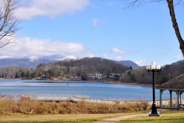 Lake Chatuge Cabins